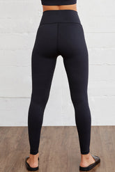 Hazel Blues® | Black Arched Waist Seamless Active Leggings
