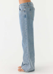 Aesha Low Rise Denim Jeans Light Denim