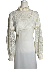 60s | mantilla veil gown | M-L
