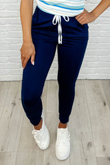 Hazel Blues® | Giving the Run Around Joggers in Navy