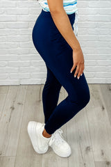 Hazel Blues® | Giving the Run Around Joggers in Navy
