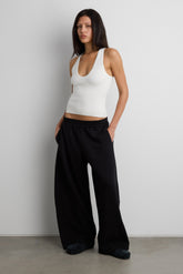 FLEECE STUDIO BARREL LEG SWEATPANT