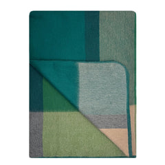 La Douce Luxury Alpaca Throw