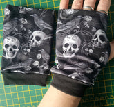 Ravens and skulls fingerless gloves
