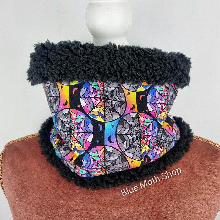Wednesday Window snood scarf