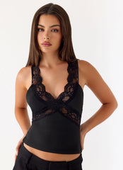 Calandra Top Black