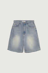 LIGHT WASH MID-RISE DENIM JORT