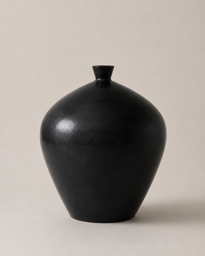 Forme Modern Ceramic Vase