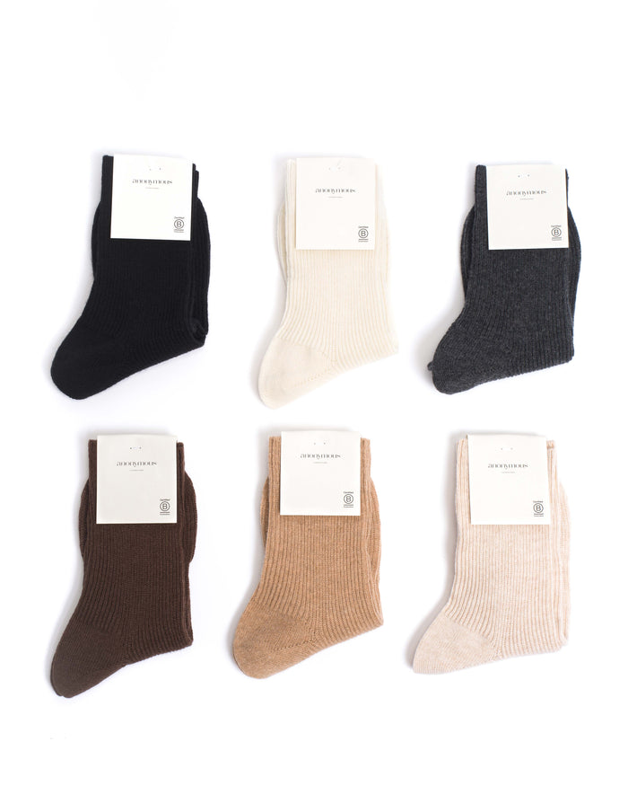 Lanai cashmere socks 70% wool 30% cashmere Dark grey - Anonymous Copenhagen