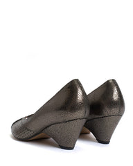 Tiffany triangle Crackled metallic goat Platinum - Anonymous Copenhagen